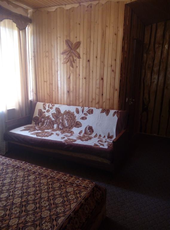 Schedryk Hotel Mîkulîciîn Exterior foto